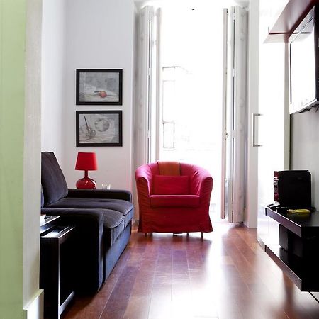 Modern Flats In Justicia By Allo Housing Madri Quarto foto